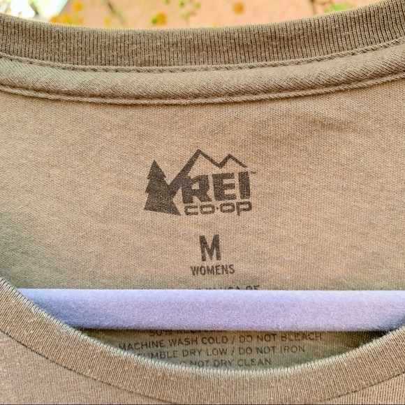 ✨SOLD✨ REI Women’s Seeking Sun T-Shirt - Picture 3 of 5